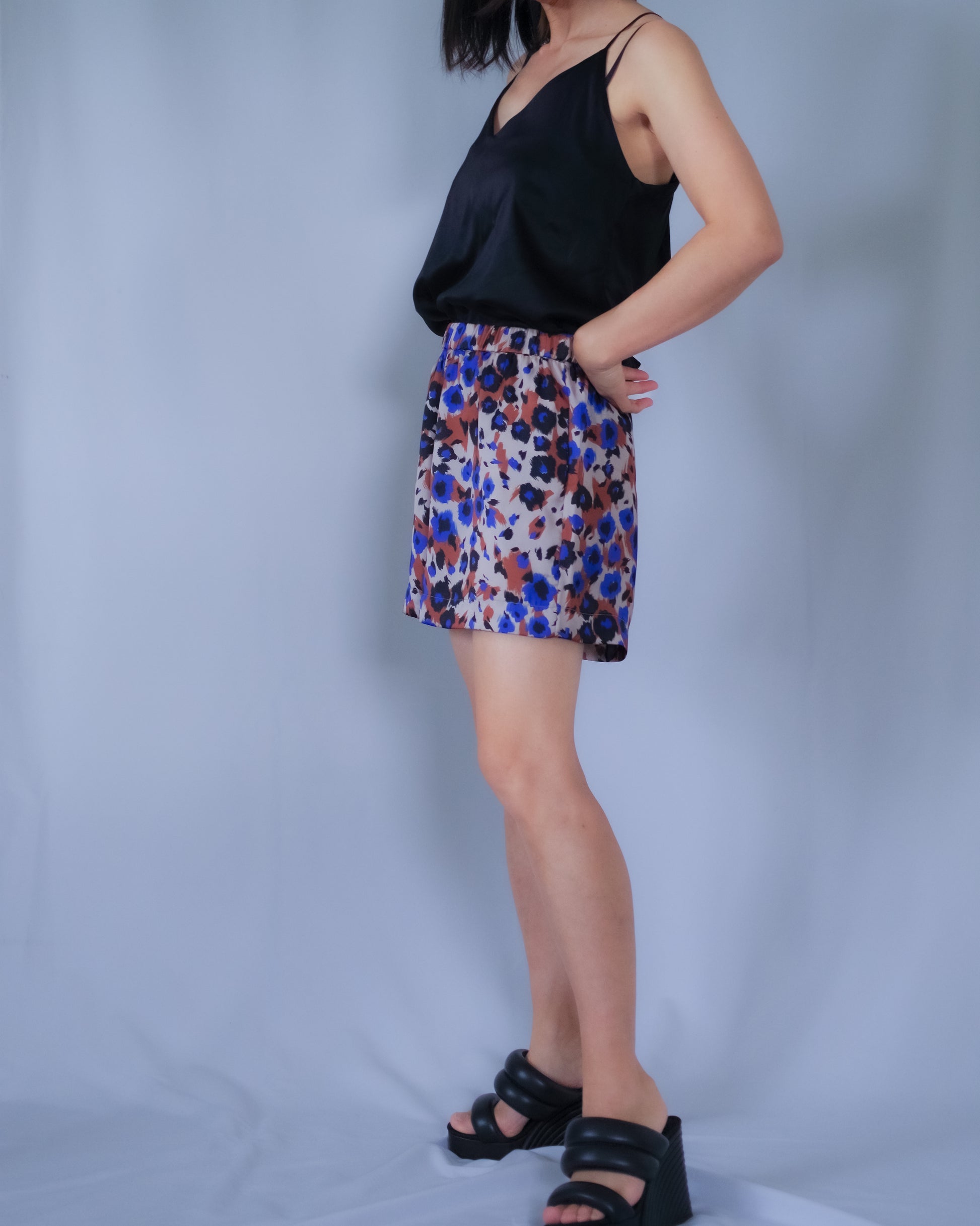 Short pants